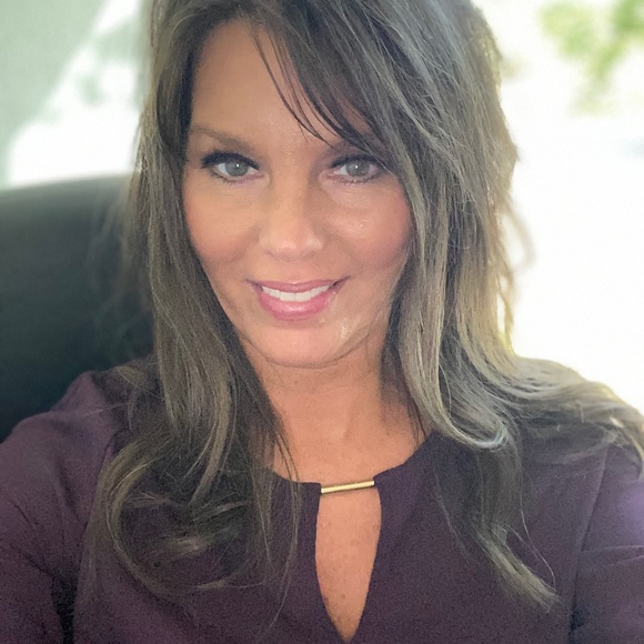 Meet the Posher Other - Meet your Posher, Jeannie